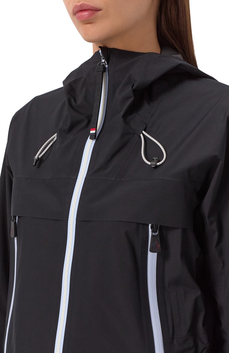 Женская ветровка MONCLER GRENOBLE черного цвета, арт. 1A000025/254AL | Фото 5 (Материал внешний: Синтетический материал; Длина (верхняя одежда): Короткие; Рукава: Длинные; Кросс-КТ: Ветровки, Куртка; Стили: Спорт-шик)