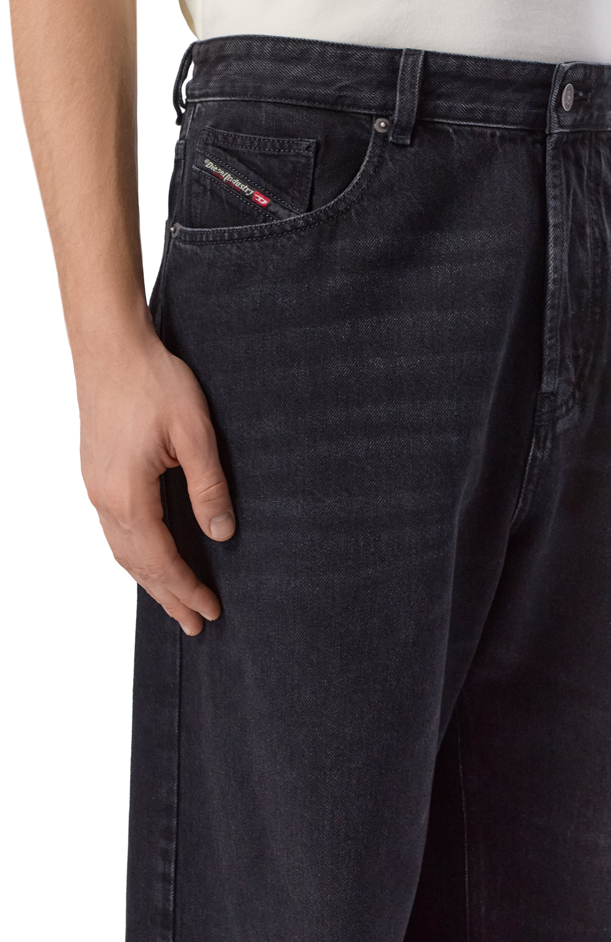 Джинсы d-rise DIESEL черного цвета по цене 21650 руб., арт. A06372/09P09, фото 5 Джинсы d-rise DIESEL, арт. A06372/09P09, фото 5