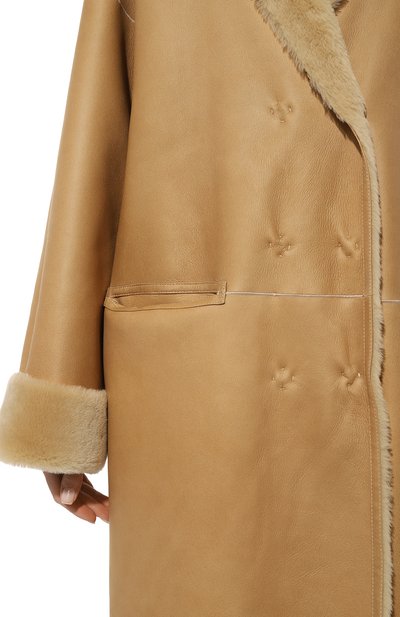 Двусторонняя дубленка TEGIN светло-бежевого цвета по цене 325000 руб., арт. Reynald-3179/2, фото 5 Двусторонняя дубленка TEGIN, арт. Reynald-3179/2, фото 5