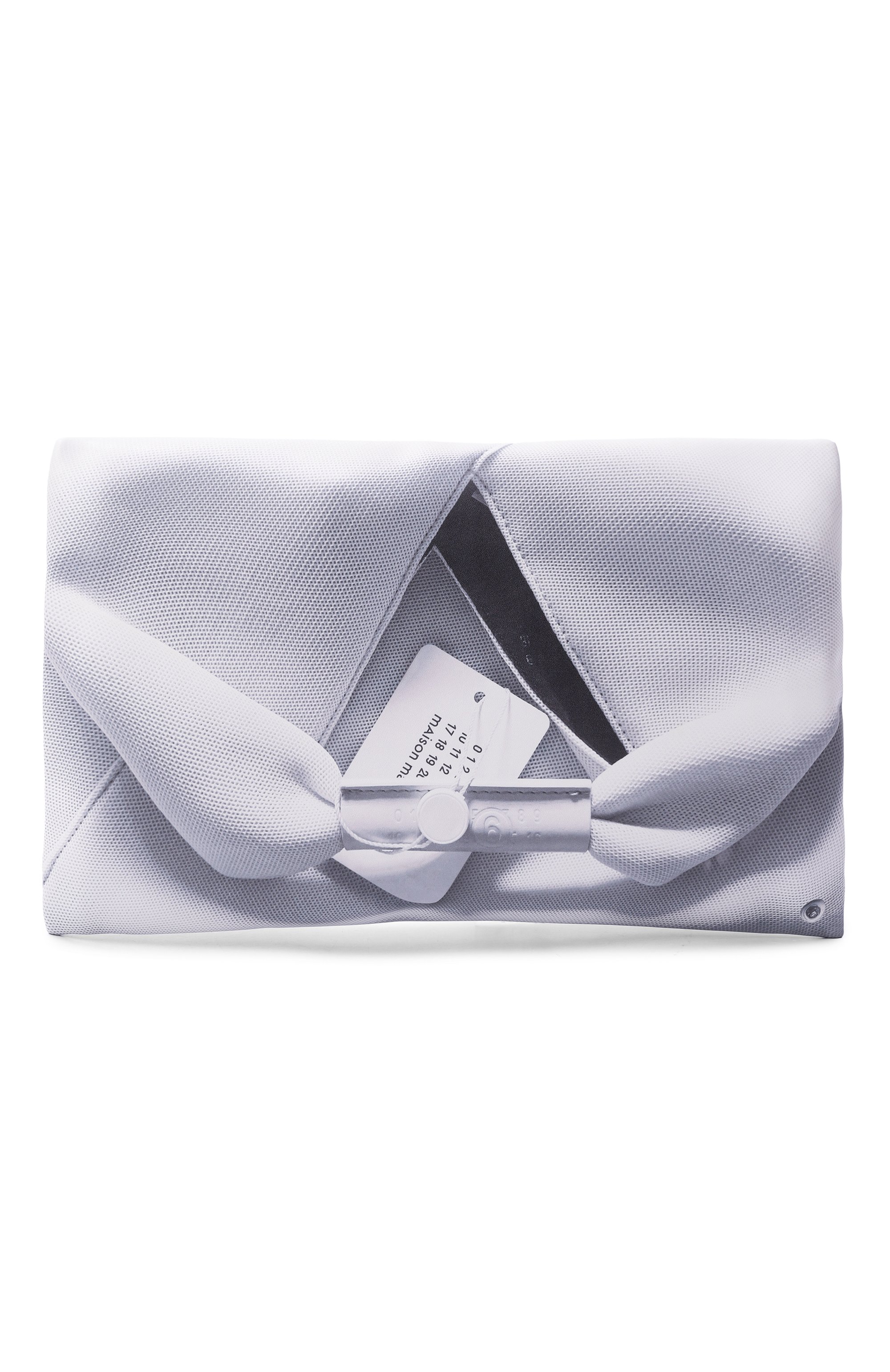 Клатч MM6 белого цвета по цене 32850 руб., арт. SB5WF0012/P8484, фото 1 Клатч MM6, арт. SB5WF0012/P8484, фото 1