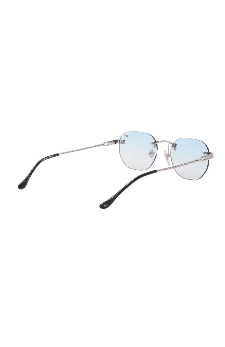 Женские солнцезащитные очки VINTAGE FRAMES голубого цвета, арт. DETR0IT PLAYER 24KT WHITE G0LD/SKY BLUE | Фото 4 (Нос: Не проставлено; Региональные ограничения белый список (Axapta Mercury): Не проставлено; Кросс-КТ: С/з-унисекс; Тип очков: С/з; Материал: Металл; Очки форма: Квадратные, Безоправные; Оптика Гендер: оптика-унисекс)
