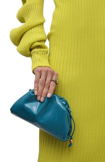 Клатч pouch mini BOTTEGA VENETA бирюзового цвета по цене 199500 руб., арт. 680186/V1C30, фото 2 Клатч pouch mini BOTTEGA VENETA, арт. 680186/V1C30, фото 2