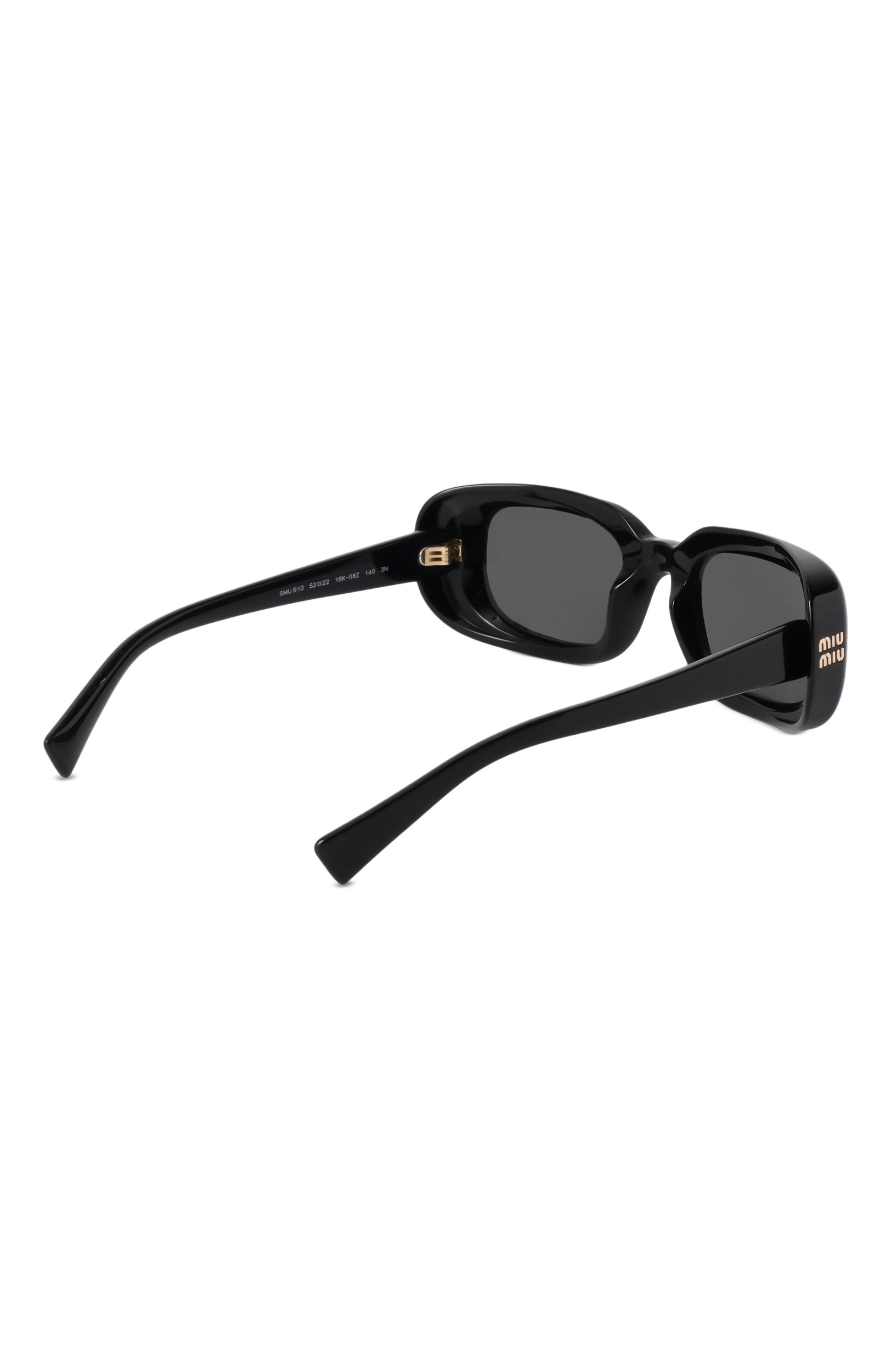 Солнцезащитные очки MIU MIU черного цвета по цене 56600 руб., арт. B13S-16K08Z, фото 4 Солнцезащитные очки MIU MIU, арт. B13S-16K08Z, фото 4