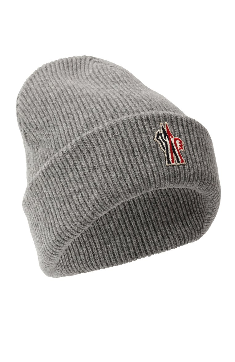 Женская шерстяная шапка MONCLER серого цвета, арт. 3B000-09-M1115 | Фото 1 (Нос: Не проставлено; Материал: Текстиль, Шерсть; Материал сплава: Проставлено)