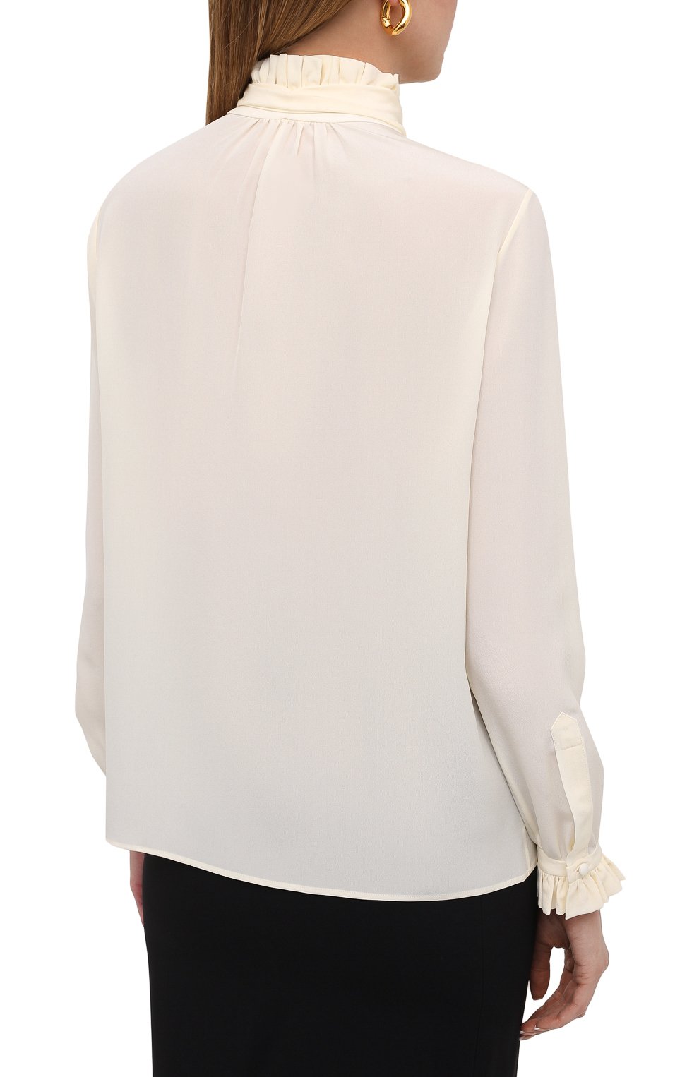 Шелковая блузка SAINT LAURENT светло-бежевого цвета по цене 120500 руб., арт. 646010/Y100W, фото 4 Шелковая блузка SAINT LAURENT, арт. 646010/Y100W, фото 4