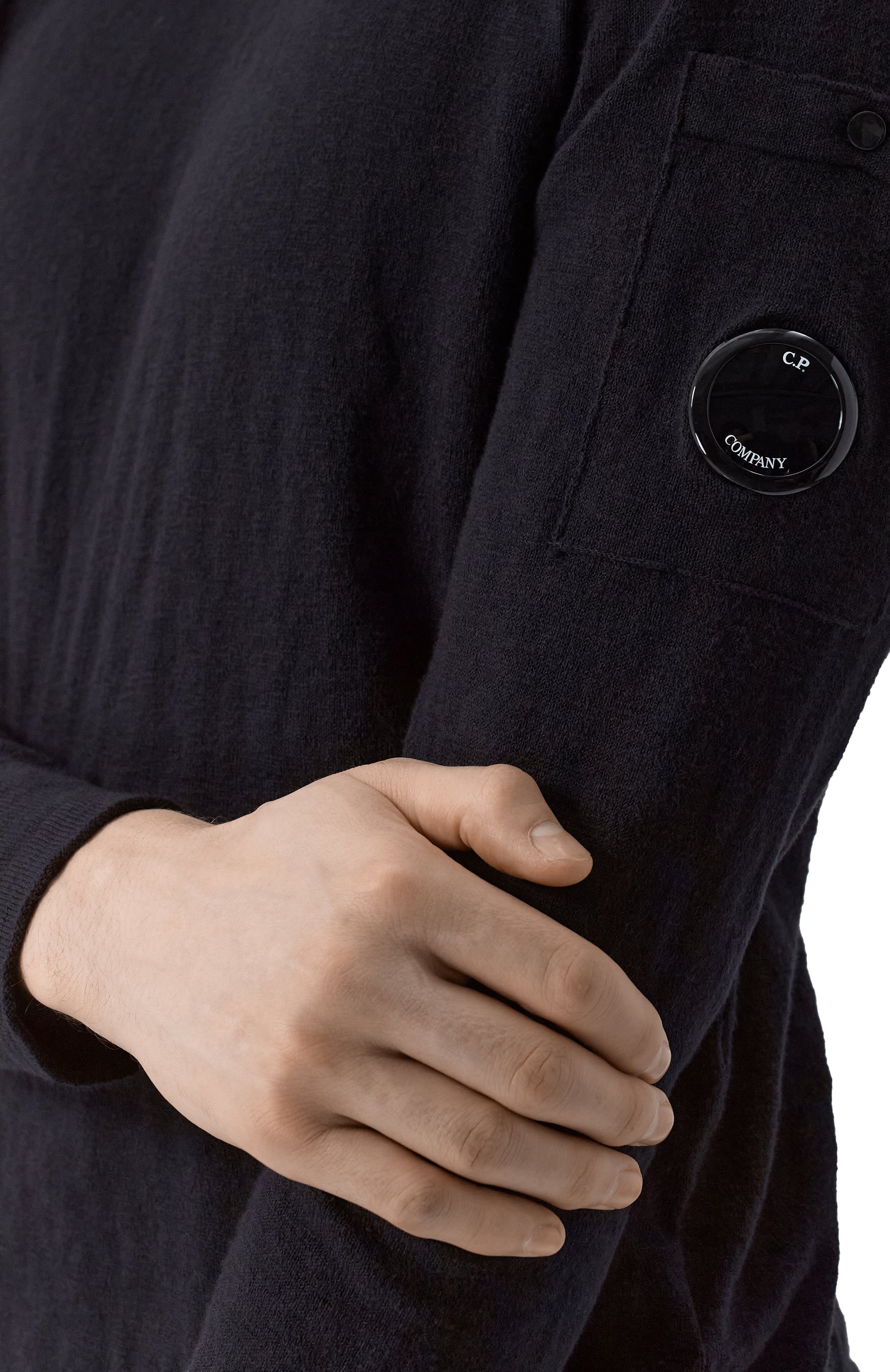 Хлопковый джемпер C.P. COMPANY черного цвета по цене 39950 руб., арт. 18CMKN302A110373A, фото 5 Хлопковый джемпер C.P. COMPANY, арт. 18CMKN302A110373A, фото 5