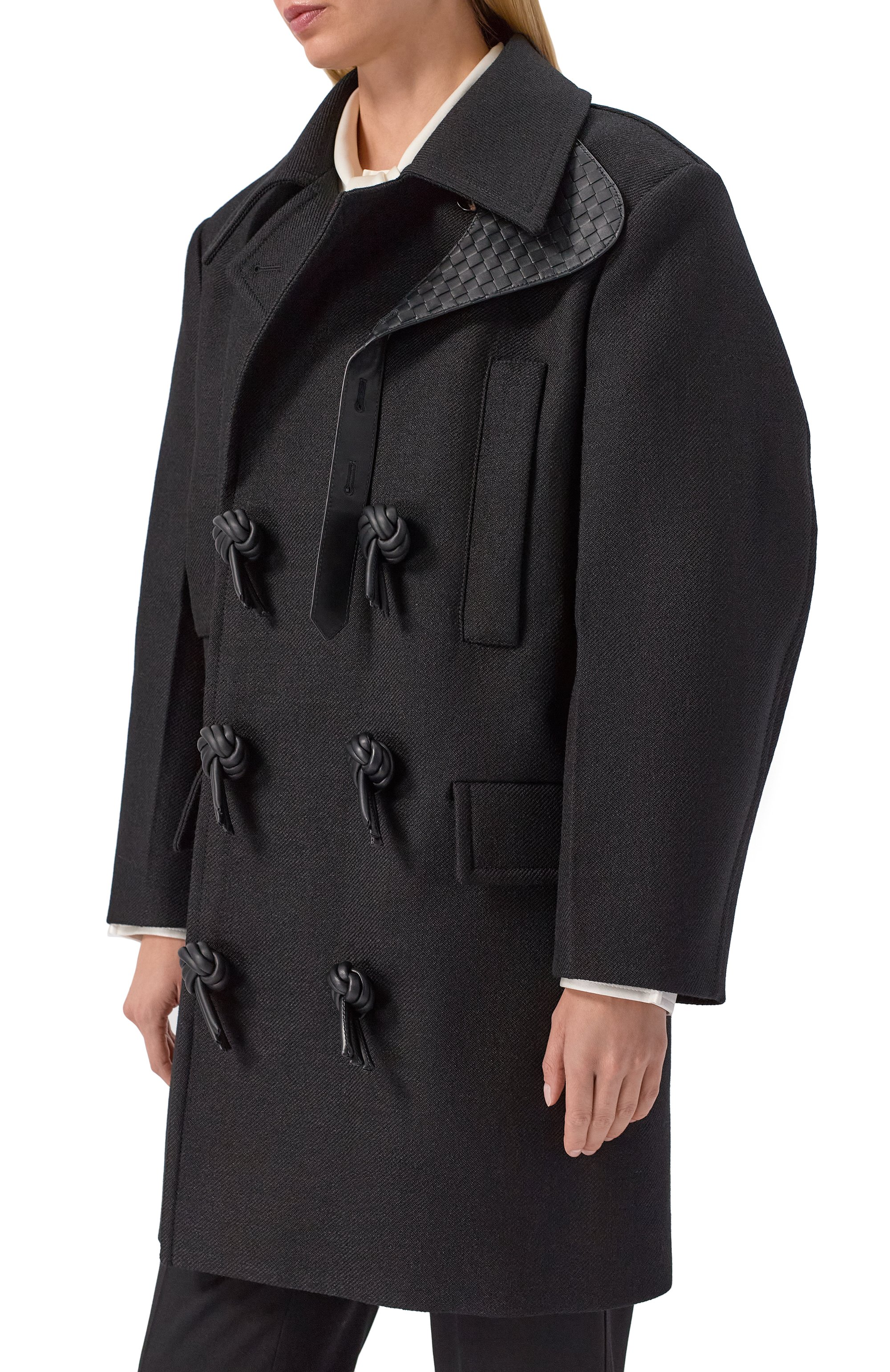 Пальто BOTTEGA VENETA черного цвета по цене 693500 руб., арт. 873076/V6DM0, фото 3 Пальто BOTTEGA VENETA, арт. 873076/V6DM0, фото 3