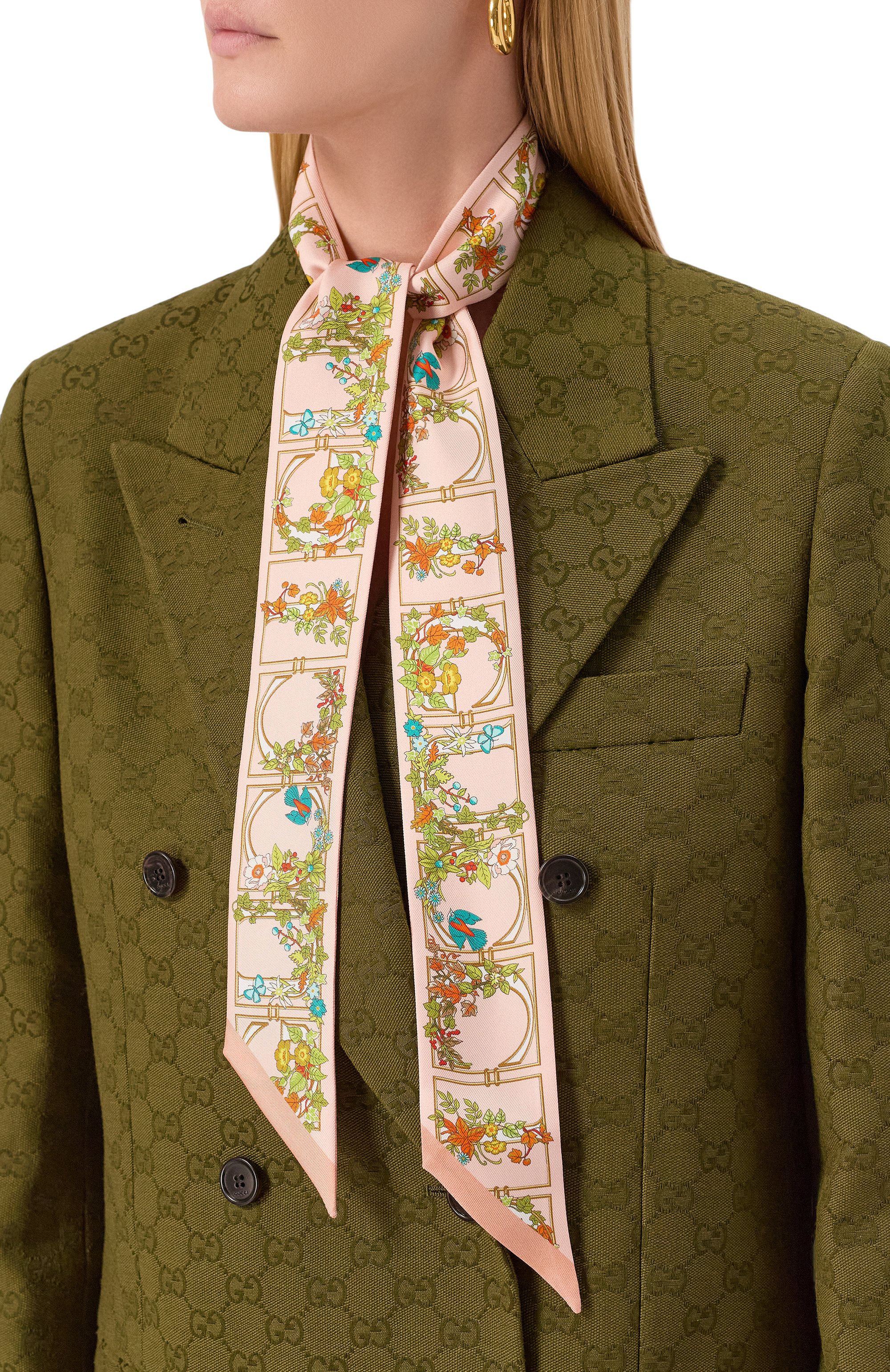 Шелковый шарф-твилли GUCCI светло-розового цвета по цене 34650 руб., арт. 777352/3G001, фото 2 Шелковый шарф-твилли GUCCI, арт. 777352/3G001, фото 2