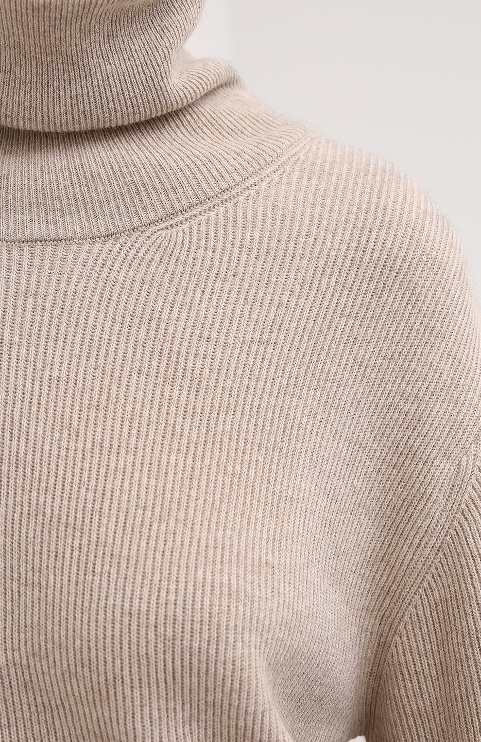 Платье-миди NANUSHKA бежевого цвета по цене 42550 руб., арт. CANAAN_BEIGE_RECYCLED CASHMERE KNIT, фото 5 Платье-миди NANUSHKA, арт. CANAAN_BEIGE_RECYCLED CASHMERE KNIT, фото 5