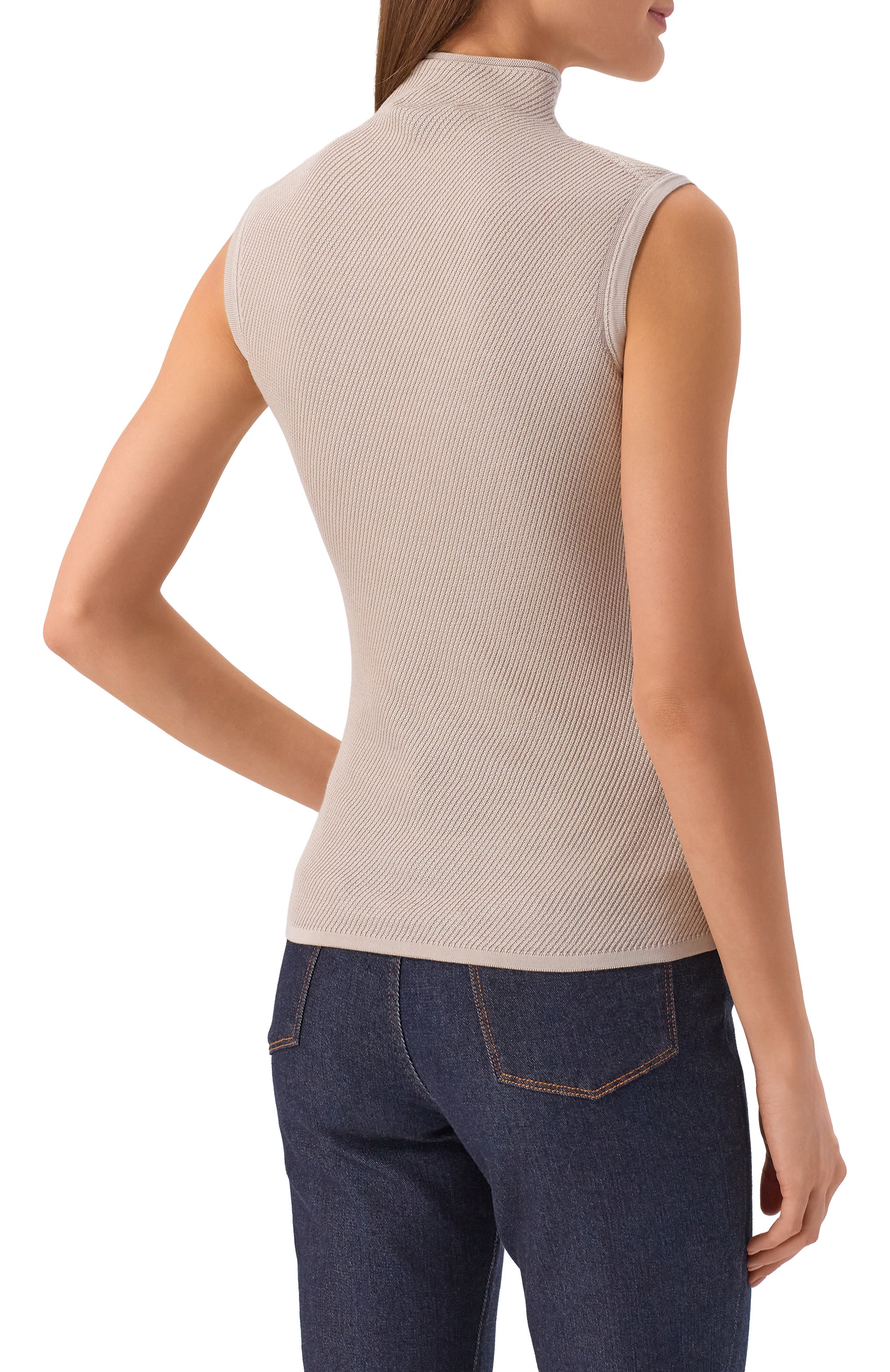 Шелковый топ COLOMBO бежевого цвета по цене 86250 руб., арт. MA04891/4-120AN, фото 4 Шелковый топ COLOMBO, арт. MA04891/4-120AN, фото 4