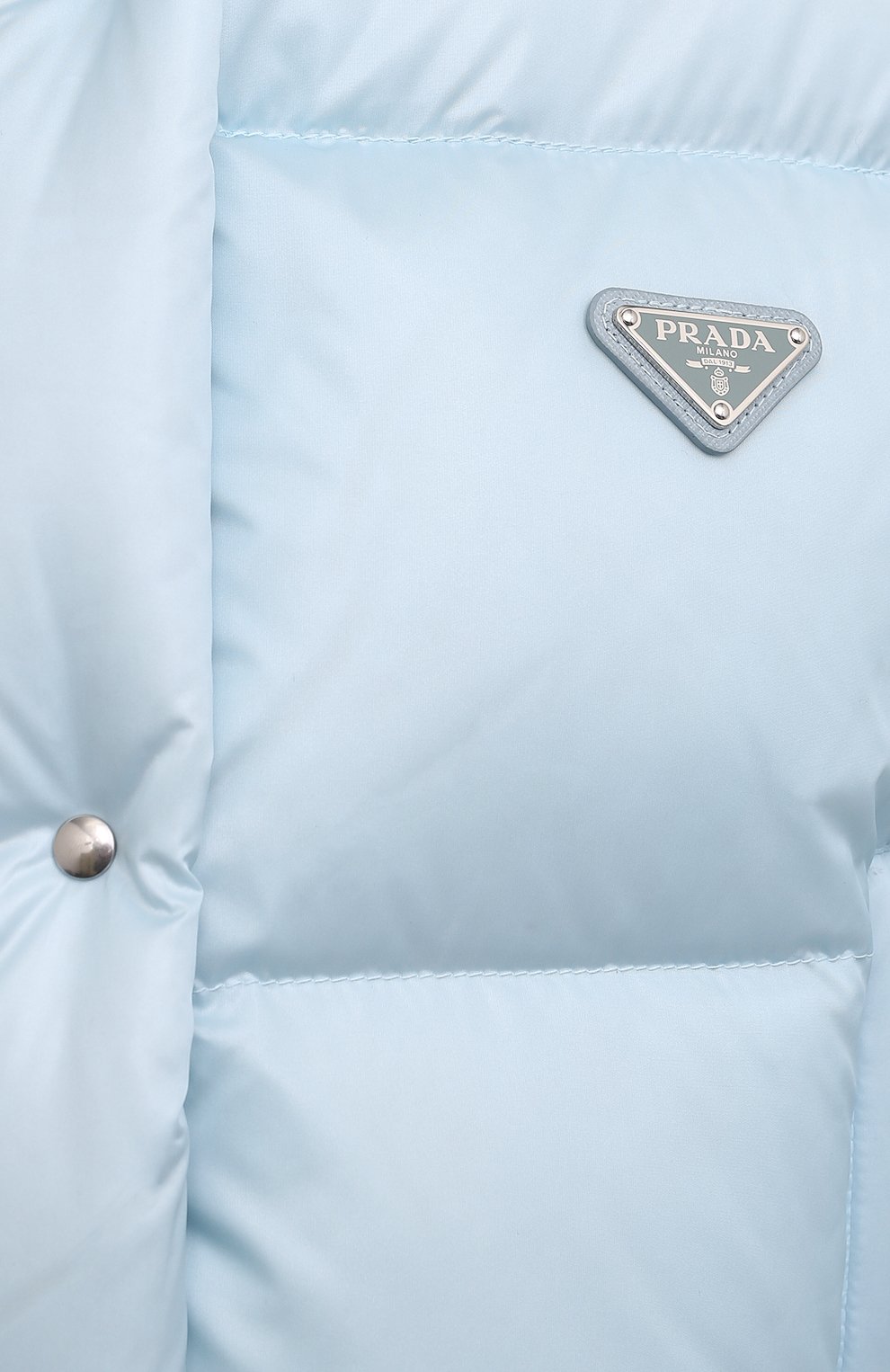 Пуховик PRADA светло-голубого цвета по цене 195000 руб., арт. 291805-1IE0-F0012-202, фото 5 Пуховик PRADA, арт. 291805-1IE0-F0012-202, фото 5