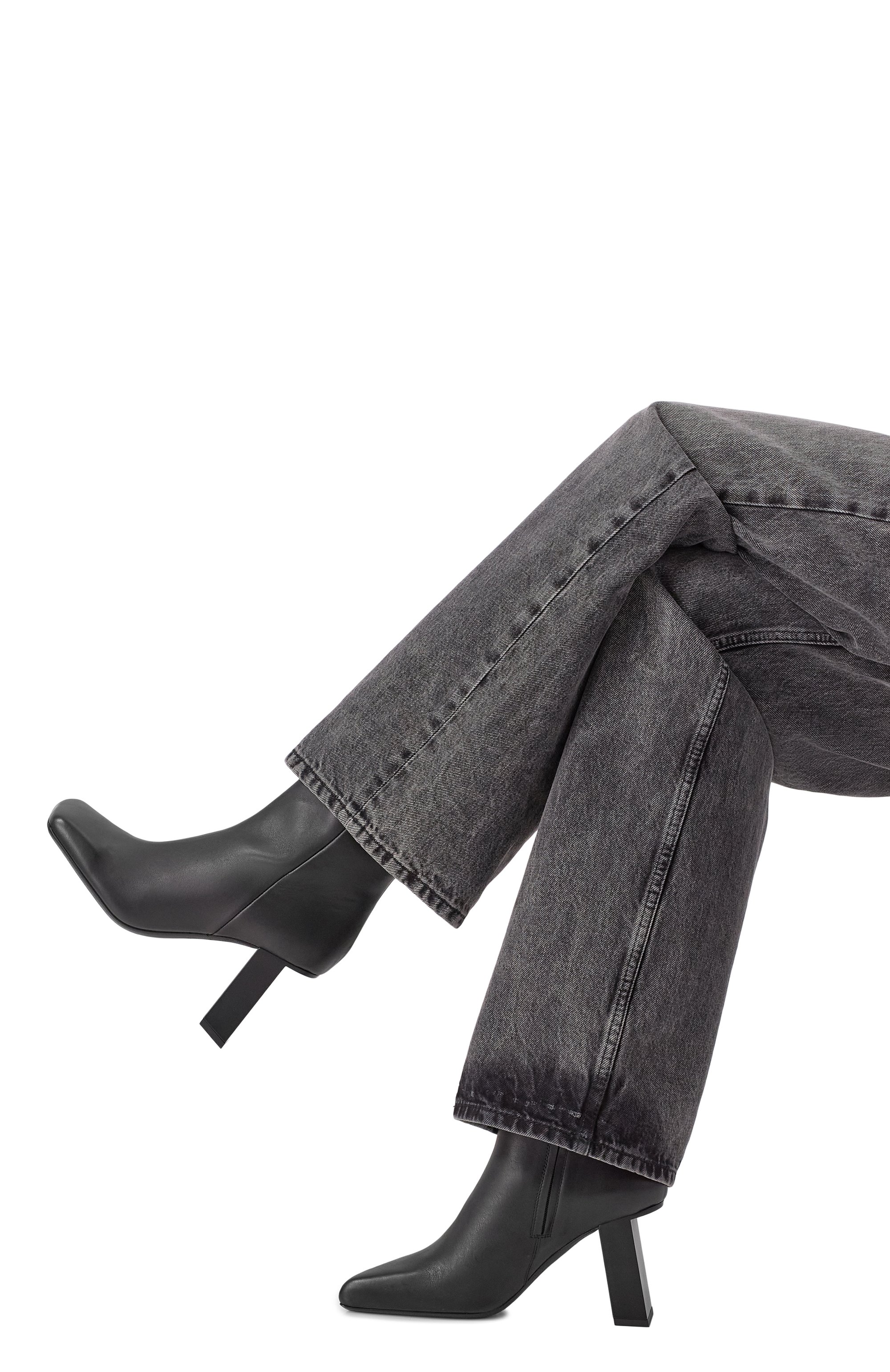 Кожаные ботильоны h08 panton VIC MATIE черного цвета по цене 62150 руб., арт. 1H4452D_H08F020101, фото 2 Кожаные ботильоны h08 panton VIC MATIE, арт. 1H4452D_H08F020101, фото 2