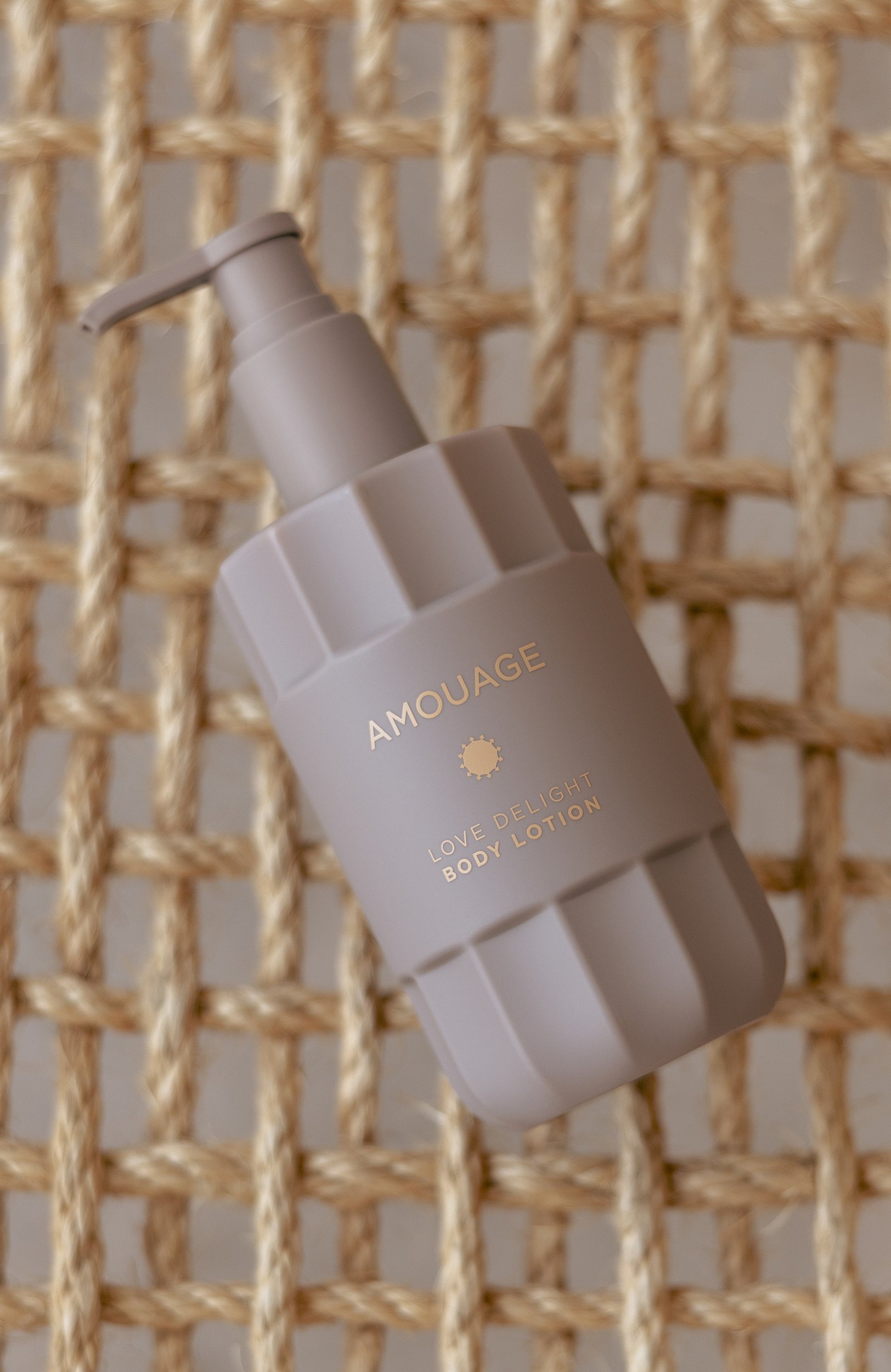 Гель для ванны и душа love delight (360ml)  AMOUAGE, арт. 13044, фото 3