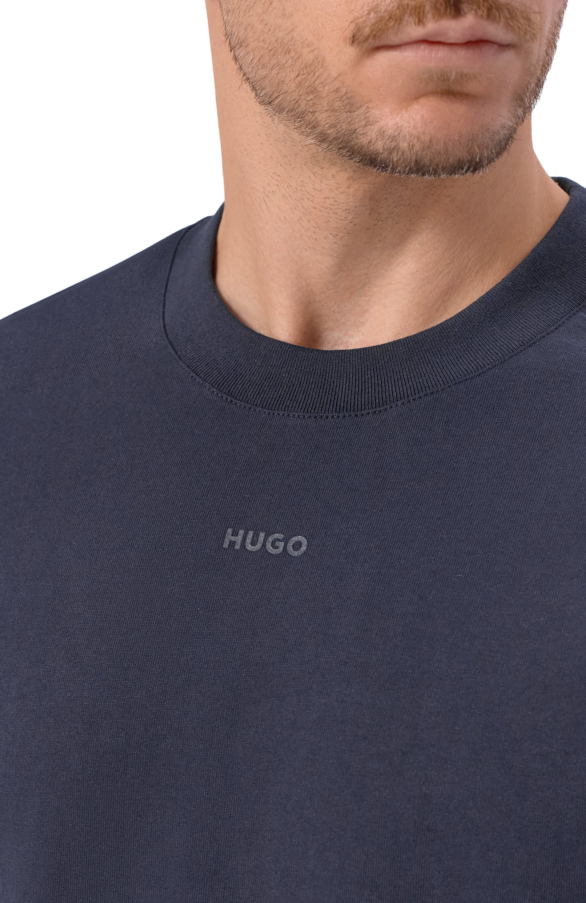 Хлопковая футболка HUGO темно-синего цвета по цене 8295 руб., арт. 50488330, фото 5 Хлопковая футболка HUGO, арт. 50488330, фото 5