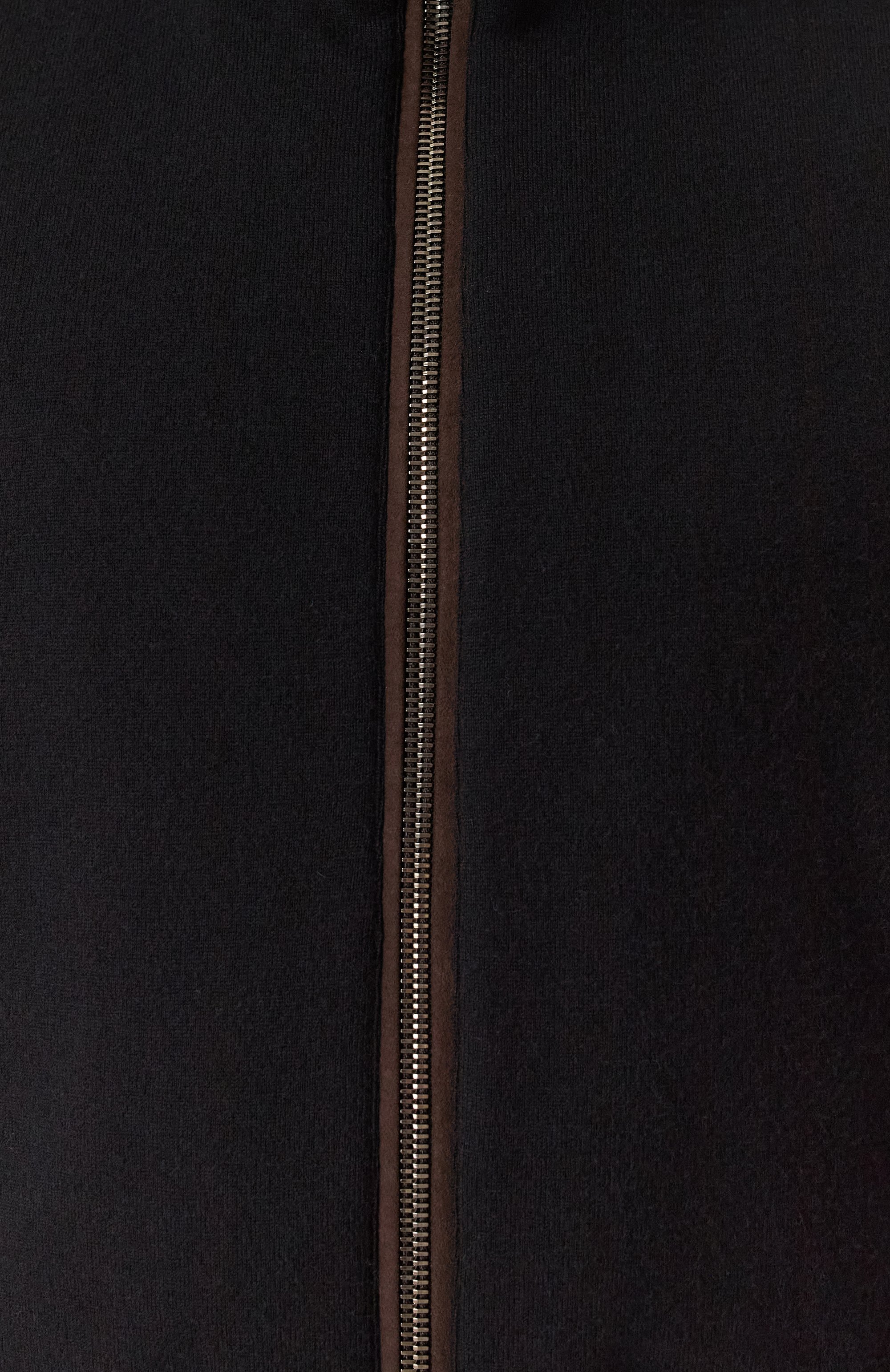 Пуховый бомбер bellati-mrw с отделкой из овчины MOORER черного цвета по цене 299500 руб., арт. BELLATI/MRW, фото 5 Пуховый бомбер bellati-mrw с отделкой из овчины MOORER, арт. BELLATI/MRW, фото 5