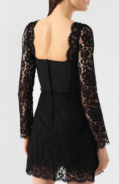 Кружевное платье DOLCE & GABBANA черного цвета по цене 226500 руб., арт. F6D4GT/HLMCK, фото 4 Кружевное платье DOLCE & GABBANA, арт. F6D4GT/HLMCK, фото 4