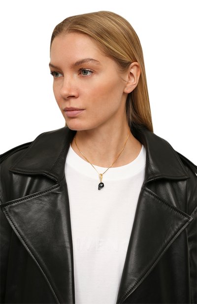 Подвеска CRYSTAL HAZE черного цвета по цене 18850 руб., арт. MR NICE PAVE C0NNECT0R, фото 2 Подвеска CRYSTAL HAZE, арт. MR NICE PAVE C0NNECT0R, фото 2