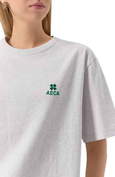Хлопковая футболка AECA WHITE серого цвета по цене 7770 руб., арт. AWCMSSBDTTSST010C0.LIGHT GREY (L), фото 5 Хлопковая футболка AECA WHITE, арт. AWCMSSBDTTSST010C0.LIGHT GREY (L), фото 5