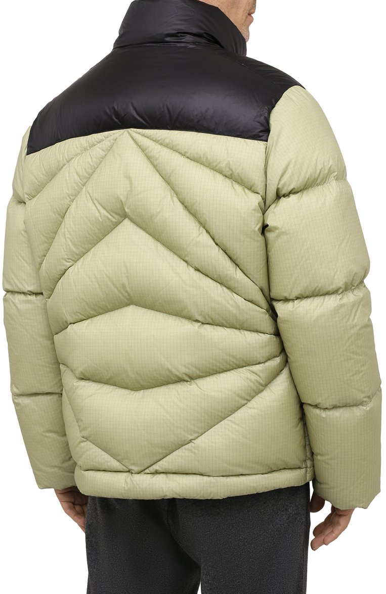 Мужская пуховик tama 2 moncler 1952 MONCLER GENIUS светло-зеленого цвета, арт. G2-092-1A000-30-595EV | Фото 4 (Материал подклада: Синтетический материал; Материал внешний: Синтетический материал; Материал утеплителя: Пух и перо; Длина (верхняя одежда): Короткие; Рукава: Длинные; Кросс-КТ: Куртка; Стили: Милитари; Мужское Кросс-КТ: пуховик-короткий; Shop in Shop M: Верхняя одежда; Драгоценные камни: Проставлено; Материал сплава: Проставлено)