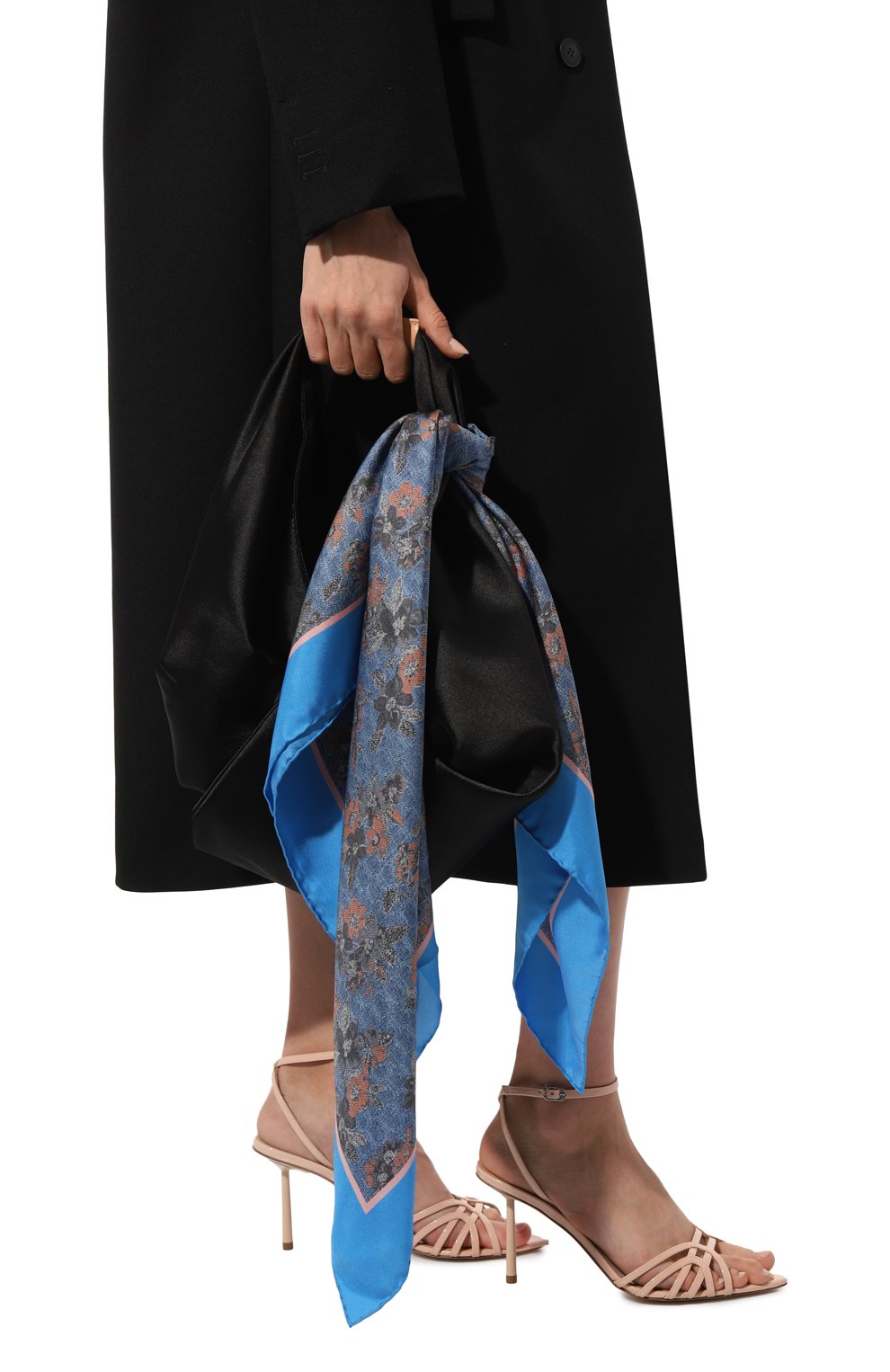 Шелковый платок FURLA синего цвета по цене 19000 руб., арт. WT00021/BX2750, фото 2 Шелковый платок FURLA, арт. WT00021/BX2750, фото 2