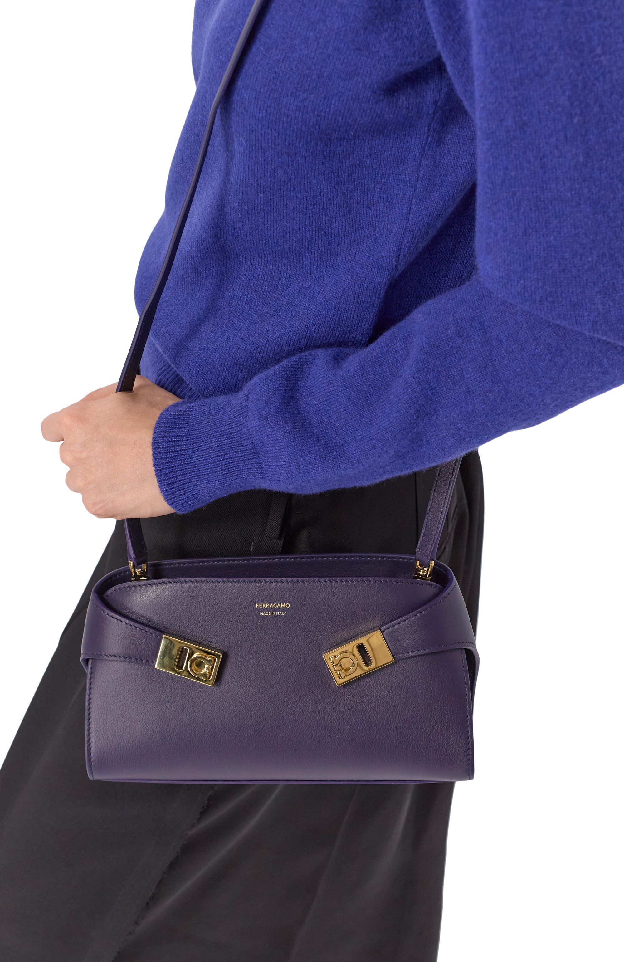 Сумка hug mini FERRAGAMO, арт. 218964/774623, фото 2