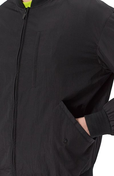 Бомбер HEVO черного цвета по цене 75950 руб., арт. CASTR0 090/H715, фото 5 Бомбер HEVO, арт. CASTR0 090/H715, фото 5