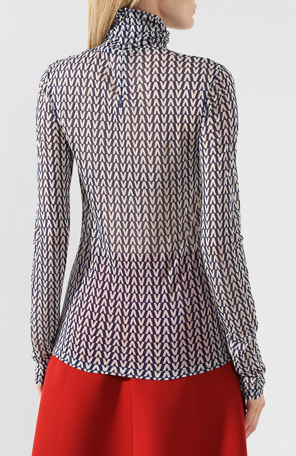 Водолазка из вискозы VALENTINO синего цвета по цене 59700 руб., арт. RB3MG00UGGP, фото 4 Водолазка из вискозы VALENTINO, арт. RB3MG00UGGP, фото 4