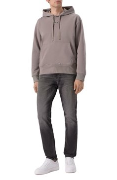Мужской хлопковое худи DIESEL серого цвета, арт. A09856/0BMBJ | Фото 2 (Длина (для топов): Стандартные; Рукава: Длинные; Принт: Без принта; Мужское Кросс-КТ: Худи-одежда; Стили: Спорт-шик; Материал внешний: Хлопок)