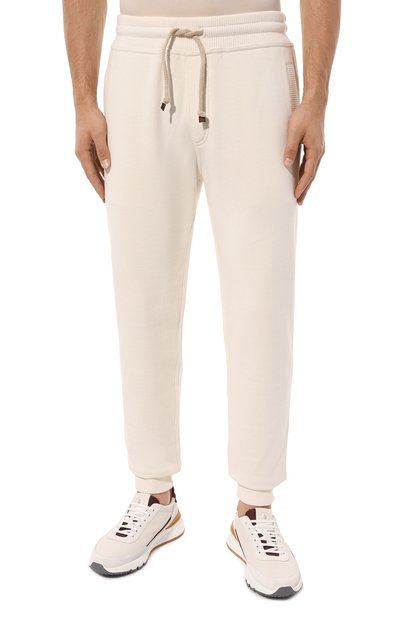 Хлопковые джоггеры BRUNELLO CUCINELLI кремового цвета по цене 138500 руб., арт. MTU23B2207, фото 3 Хлопковые джоггеры BRUNELLO CUCINELLI, арт. MTU23B2207, фото 3