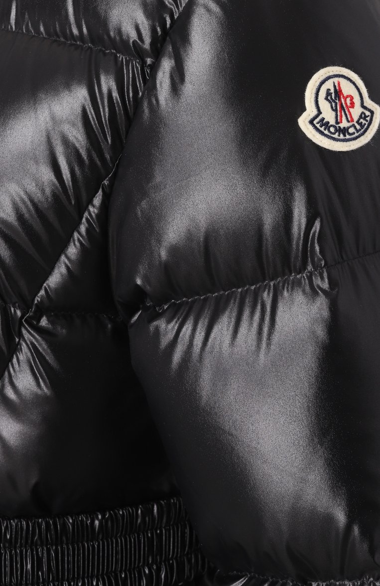 Женский пуховик bellevue MONCLER черного цвета, арт. 1C000-38-5963V | Фото 7 (Рукава: Длинные; Материал подклада: Синтетический материал; Длина (верхняя одежда): До середины бедра; Стили: Кэжуэл; Кросс-КТ: Пуховик; Материал внешний: Синтетический материал)