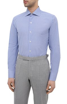 Мужская хлопковая сорочка TOM FORD синего цвета, арт. 9FT132/94S3AX | Фото 3 (Воротник: Акула; Рукава: Длинные; Рубашки М: Slim Fit; Длина (для топов): Стандартные; Стили: Классический; Случай: Формальный; Манжеты: На пуговицах; Материал внешний: Хлопок; Принт: Клетка; Региональные ограничения белый список (Axapta Mercury): RU; Драгоценные камни: Проставлено; Материал сплава: Проставлено)