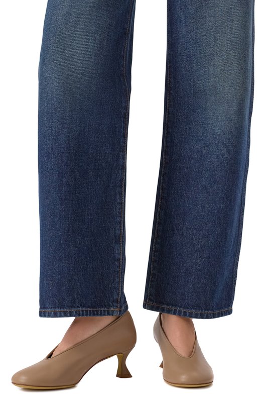 Кожаные туфли Duck 55 Moschino MA10015C10/MA0 Бежевый  MA10015C10/MA0 Фото 2