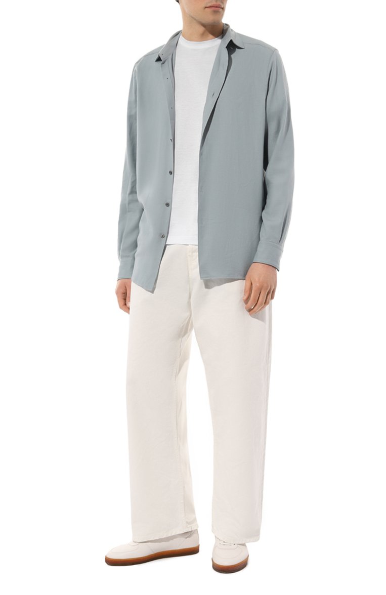 Мужская рубашка из хлопка и кашемира ZEGNA голубого цвета, арт. UCX44A6/SRF5013 | Фото 2 (Длина (для топов): Стандартные; Материал внешний: Хлопок; Рукава: Длинные; Случай: Повседневный; Манжеты: На пуговицах; Стили: Кэжуэл; Воротник: Акула; Принт: Однотонные; Автоматизация состава: Проставлено; Автоматизация ТО: Проставлено; Детали: Без декора)