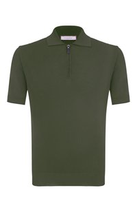 Темно-зеленый