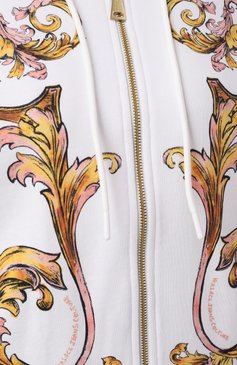Женский хлопковая толстовка VERSACE JEANS COUTURE бел�ого цвета, арт. 78HAI3P6/FS192 | Фото 6 (Материал сплава: Проставлено; Драгоценные камни: Проставлено; Длина (для топов): Стандартные; Рукава: Длинные; Материал подклада: Хлопок; Стили: Гламурный; Женское Кросс-КТ: Кардиган-одежда; Материал внешний: Хлопок)