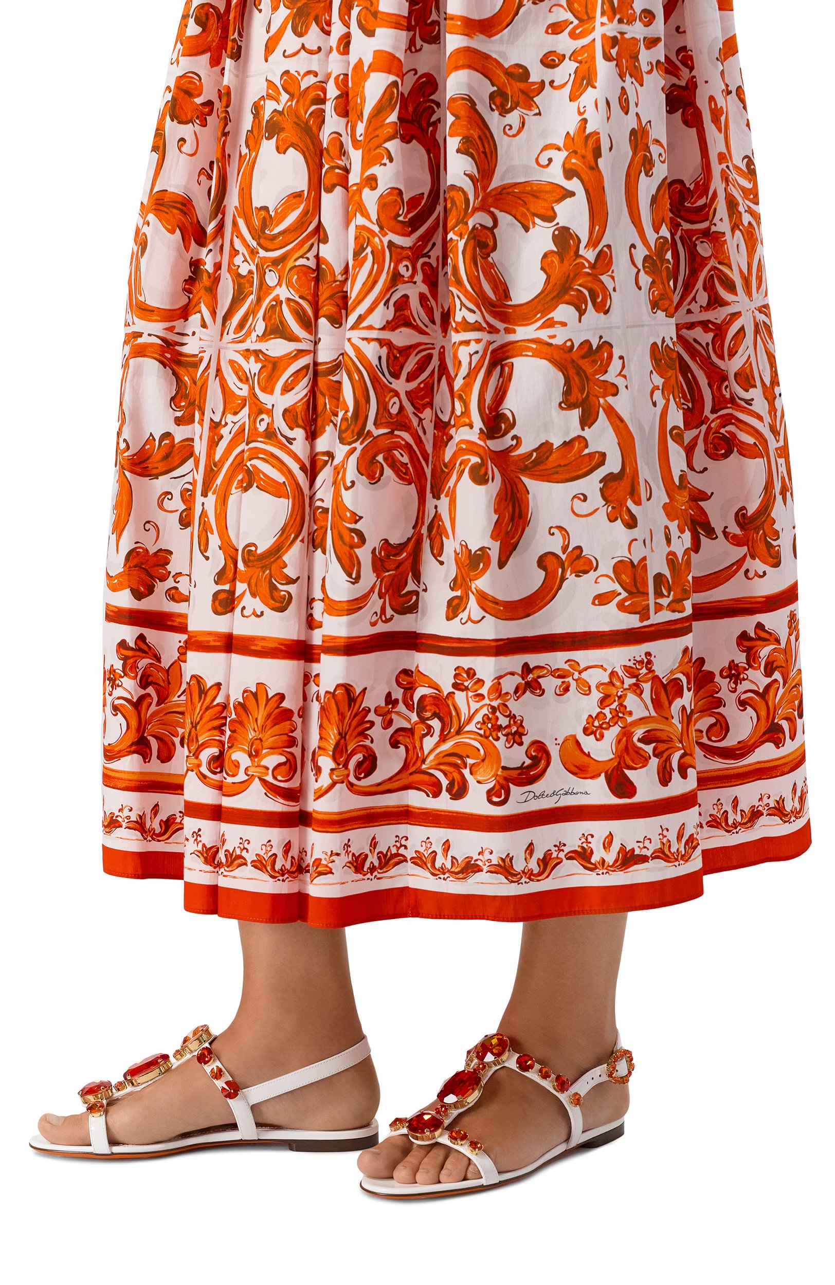 Кожаные сандалии bianca DOLCE & GABBANA белого цвета по цене 155000 руб., арт. CQ0601/AT848, фото 2 Кожаные сандалии bianca DOLCE & GABBANA, арт. CQ0601/AT848, фото 2
