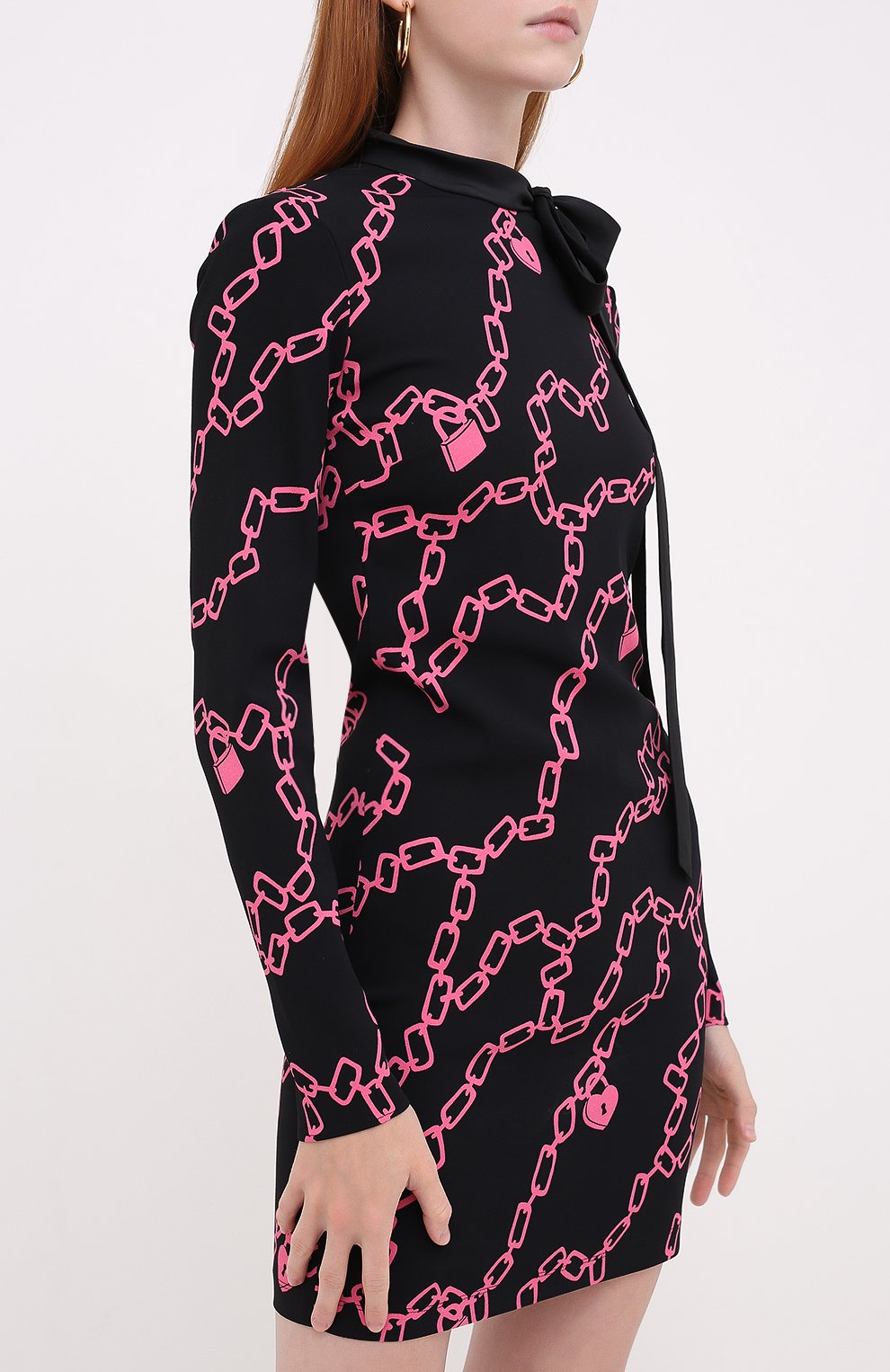 Платье из вискозы REDVALENTINO черного цвета по цене 47500 руб., арт. UR3VAR35/57F, фото 3 Платье из вискозы REDVALENTINO, арт. UR3VAR35/57F, фото 3