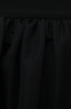Женская юбка ALEXANDER MCQUEEN черного цвета, арт. 665397/QEACM | Фото 5 (Длина Ж (юбки, платья, шорты): Миди; Материал внешний: Синтетический материал; Стили: Гламурный; Женское Кросс-КТ: Юбка-одежда; Региональные ограничения белый список (Axapta Mercury): RU; Драгоценные камни: Проставлено; Материал сплава: Проставлено)