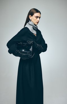 Женская сумка sicily medium DOLCE & GABBANA черного цвета, арт. BB6002/AI413 | Фото 8 (Ремень/цепочка: На ремешке; Размер: medium; Материал сплава: Проставлено; Материал: Натуральная кожа; Драгоценные камни: Проставлено)
