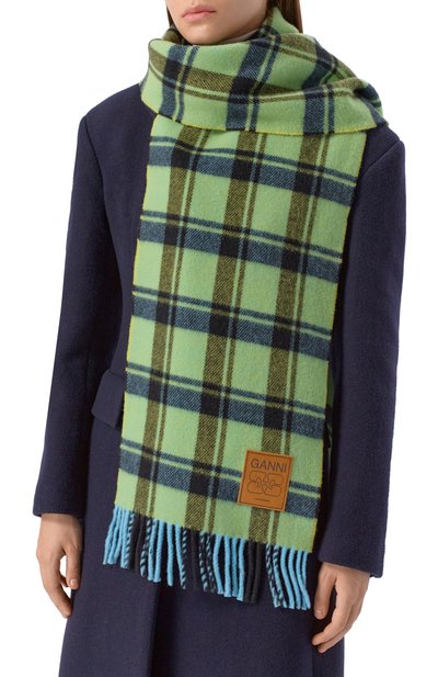 Шерстяной шарф GANNI зеленого цвета по цене 25050 руб., арт. A6935, фото 2 Шерстяной шарф GANNI, арт. A6935, фото 2