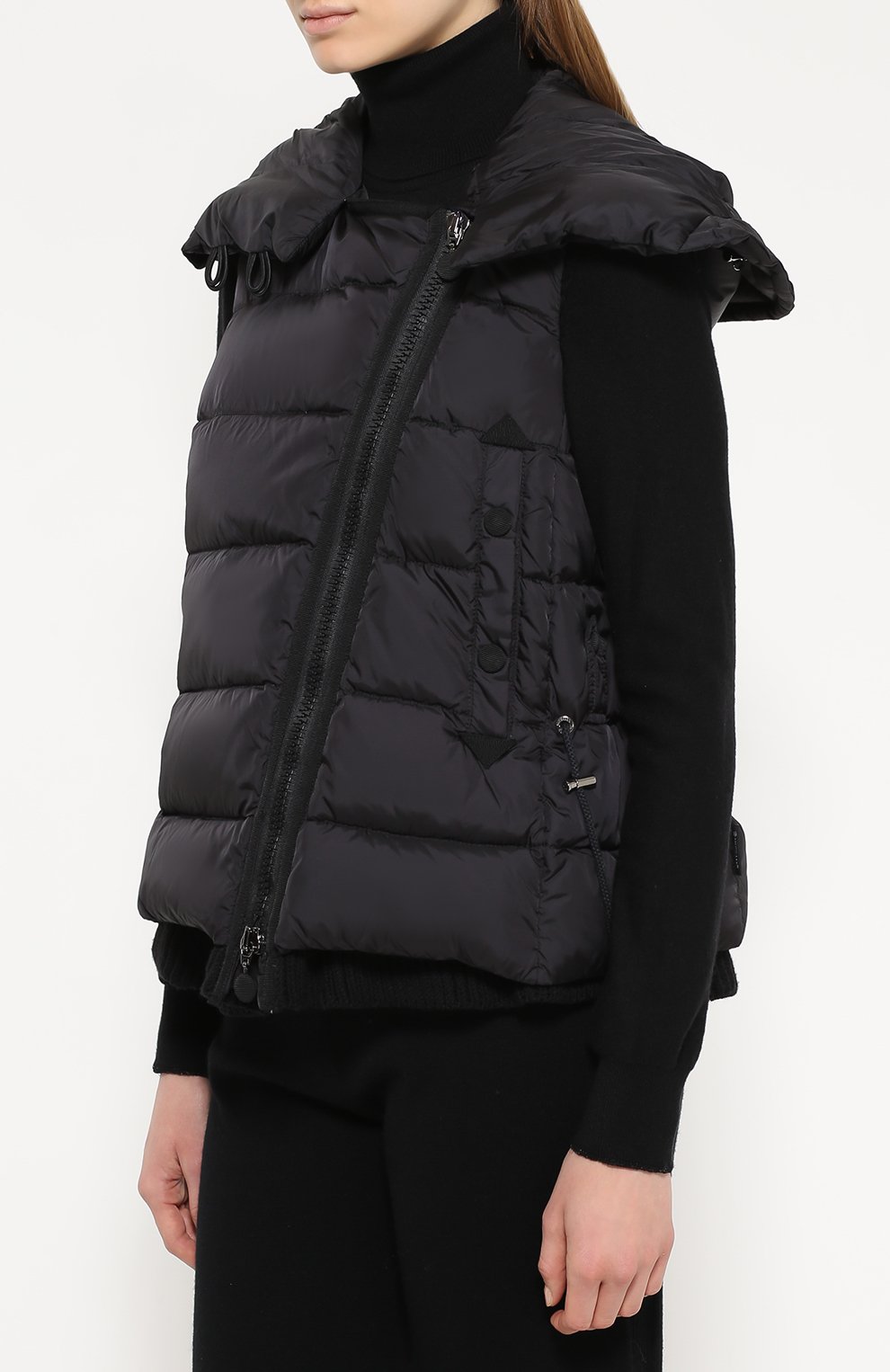 Пуховый жилет с капюшоном и косой молнией MONCLER, арт. B2-093-48962-80-53227, фото 3