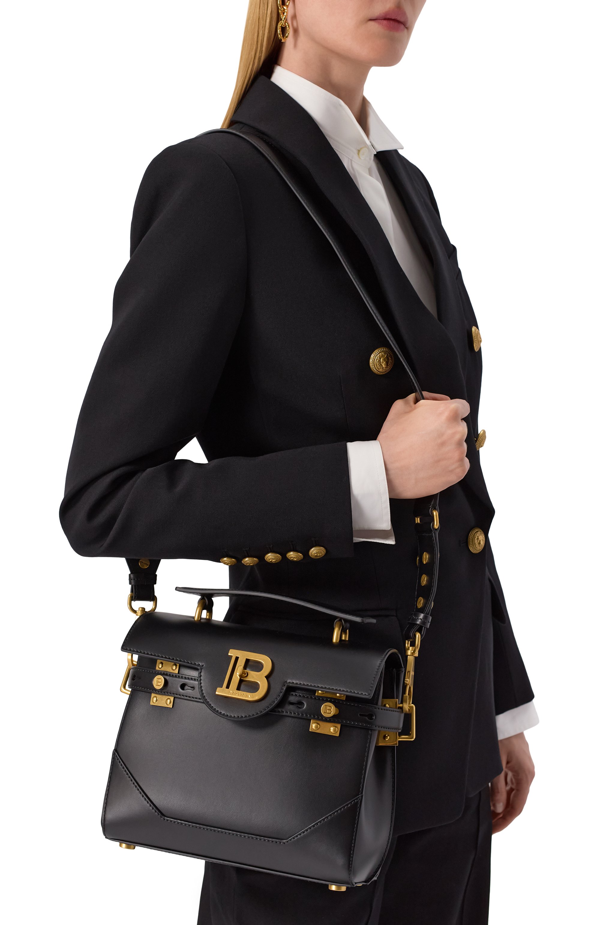 Сумка b-buzz 23 BALMAIN черного цвета по цене 219000 руб., арт. DN1DB526/LAVE, фото 2 Сумка b-buzz 23 BALMAIN, арт. DN1DB526/LAVE, фото 2