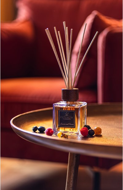 Диффузор jasmine and berries (250ml) EUTHALIA FRAGRANCES, арт. 4603336950535, фото 3
