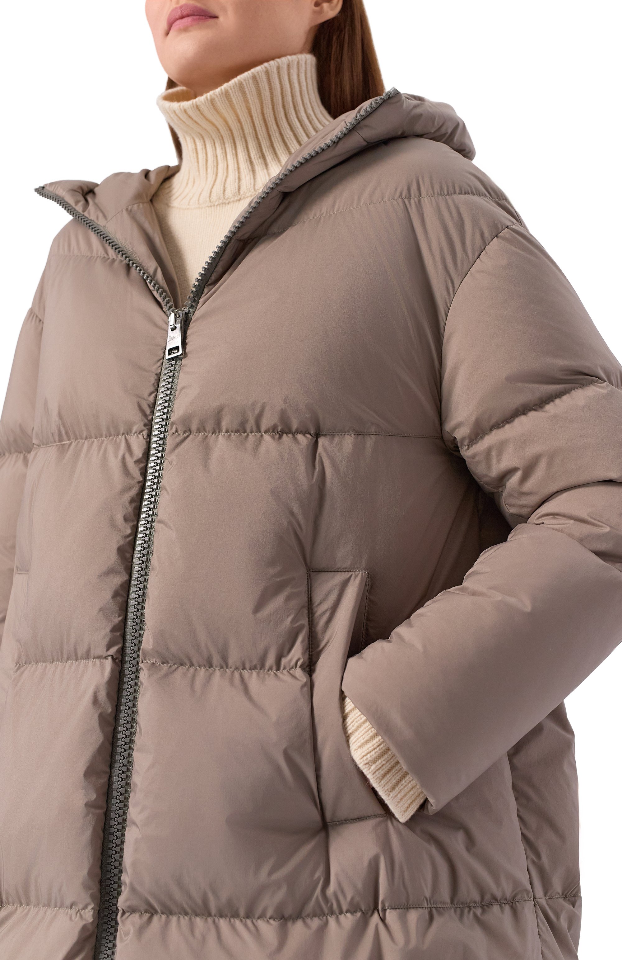 Пуховик HERNO бежевого цвета по цене 106000 руб., арт. PI002210D/19288, фото 5 Пуховик HERNO, арт. PI002210D/19288, фото 5