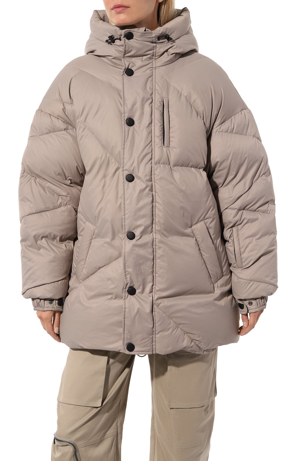 Пуховик ERMA бежевого цвета по цене 71500 руб., арт. FW0619, фото 3 Пуховик ERMA, арт. FW0619, фото 3