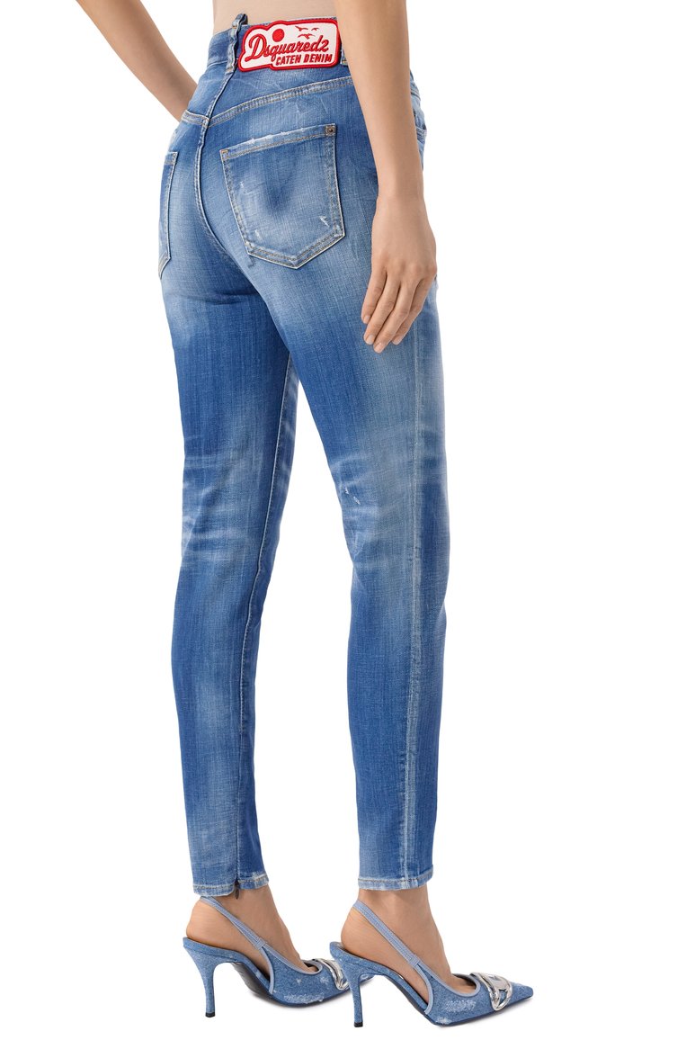 Женские джинсы twiggy DSQUARED2 голубого цвета, арт. S72LB0829/S30342 | Фото 4 (Материал внешний: Хлопок, Деним; Длина (брюки, джинсы): Стандартные; Кросс-КТ: Деним; Стили: Кэжуэл; Детали: Делаве; Силуэт Ж (брюки и джинсы): Узкие)