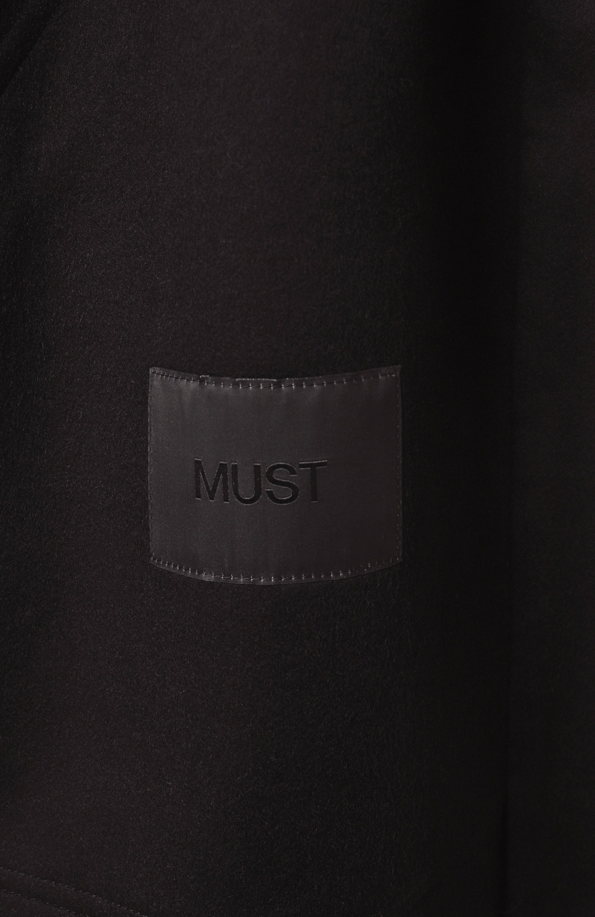 Кашемировое пальто MVST черного цвета по цене 483500 руб., арт. TXEKB-ES4245-4 BS/LC1598, фото 6 Кашемировое пальто MVST, арт. TXEKB-ES4245-4 BS/LC1598, фото 6