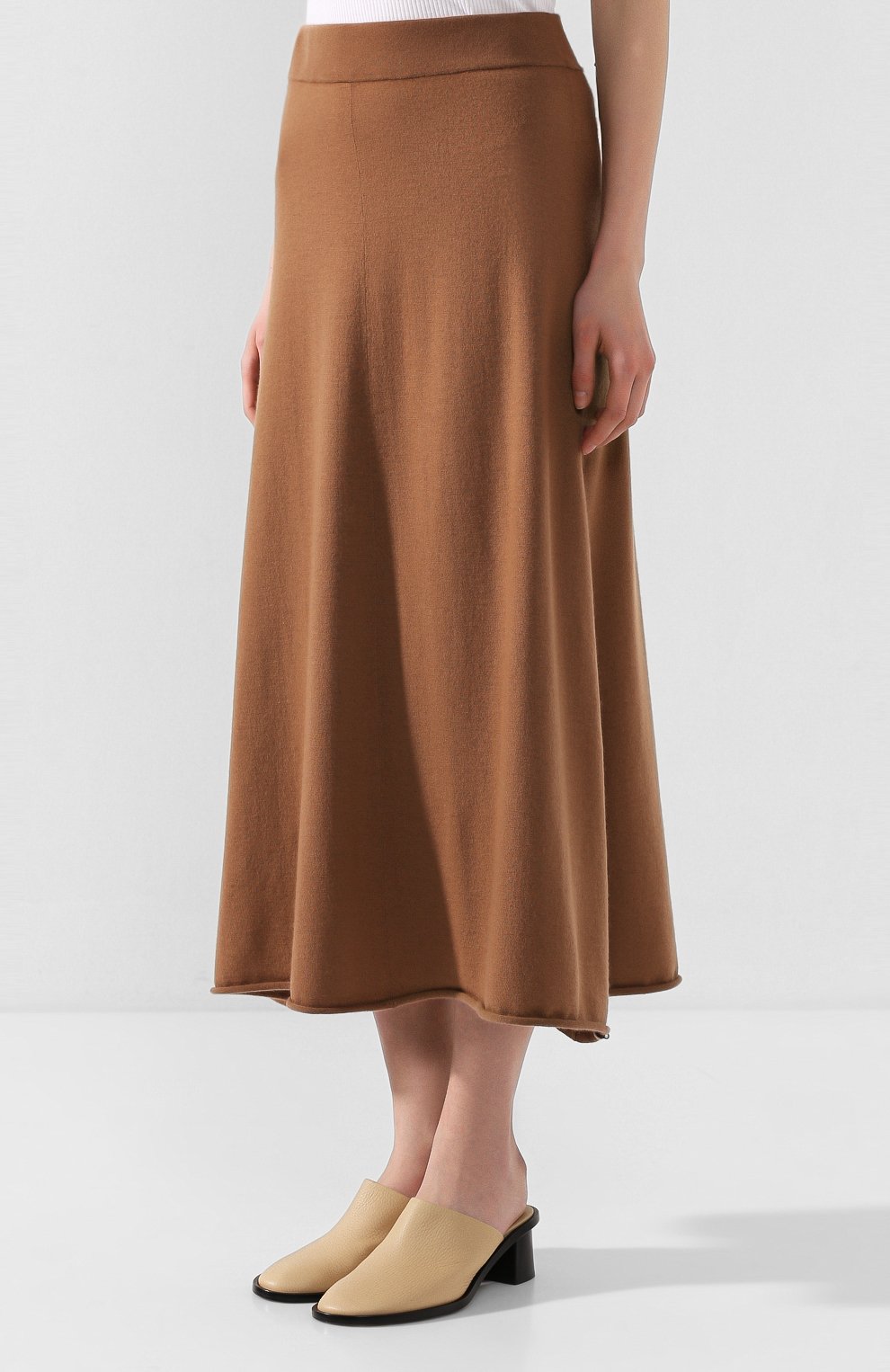 Кашемировая юбка EXTREME CASHMERE коричневого цвета по цене 68300 руб., арт. 138/MIDI, фото 3 Кашемировая юбка EXTREME CASHMERE, арт. 138/MIDI, фото 3