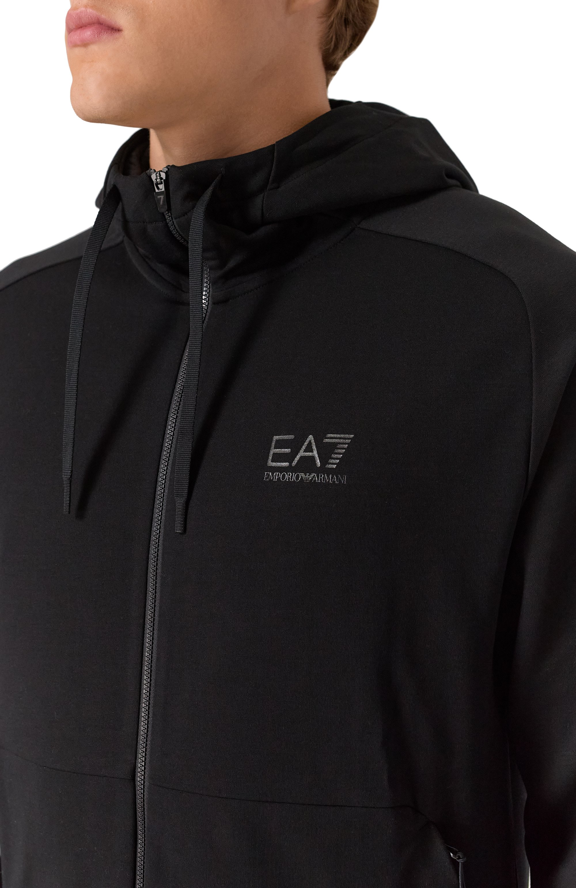 Спортивный костюм EA7 черного цвета по цене 26400 руб., арт. 7M000665/AF12501, фото 6 Спортивный костюм EA7, арт. 7M000665/AF12501, фото 6