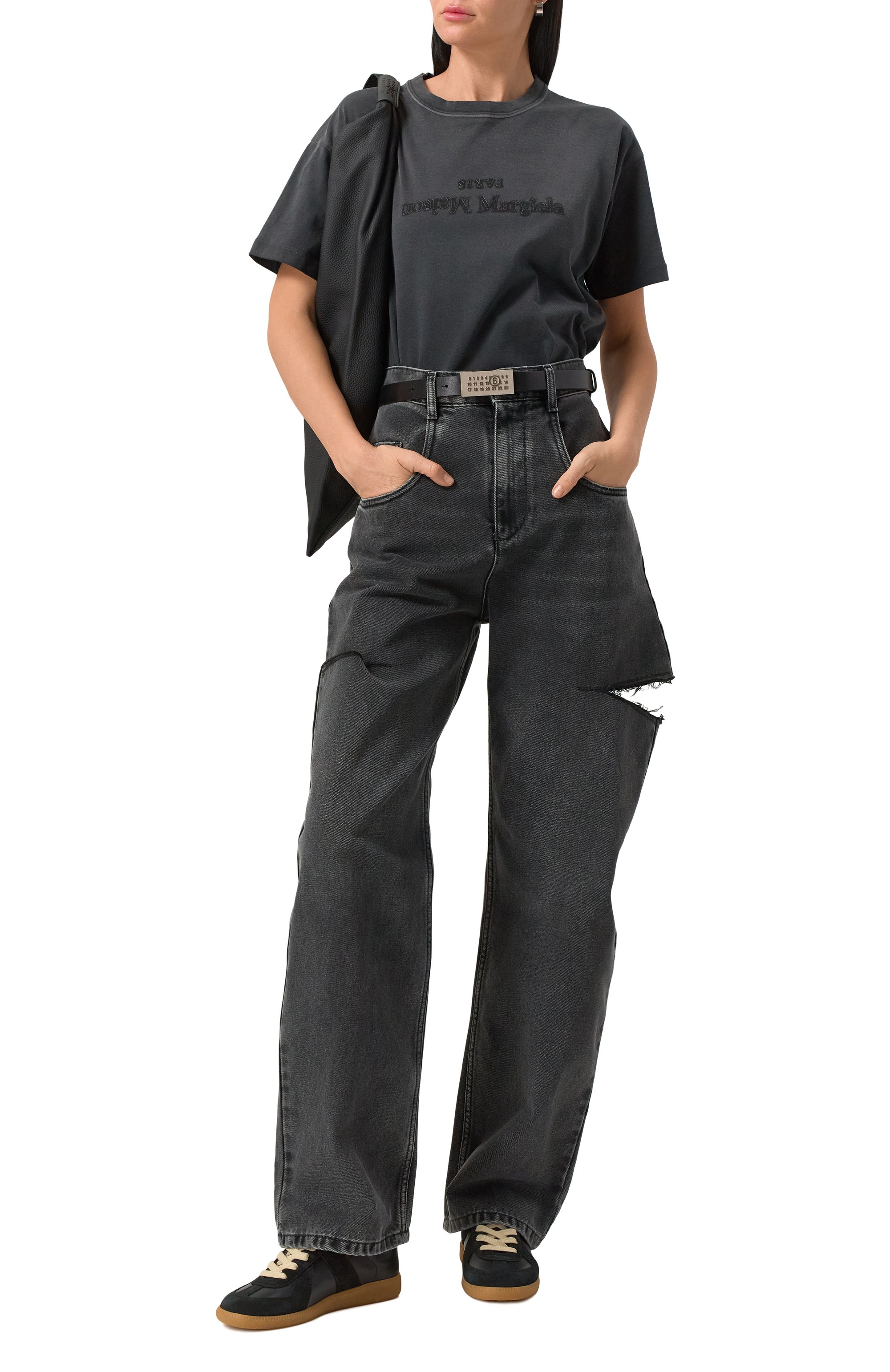 Джинсы MAISON MARGIELA черного цвета по цене 82600 руб., арт. S51LA0051/S30743, фото 2 Джинсы MAISON MARGIELA, арт. S51LA0051/S30743, фото 2